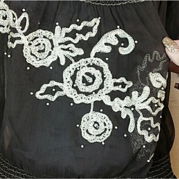 MARINEBLU Sz M Sheer Embroidered Ruffle Peplum Top Round Neck Spring Fall Layer - Picture 5 of 7